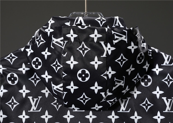 ブランドジャケット側面デザイン